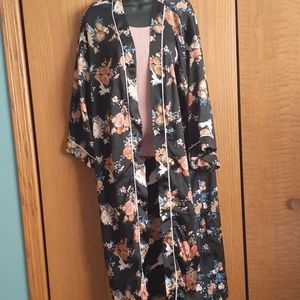 Charlotte Russe Lovely Black Floral Kimono